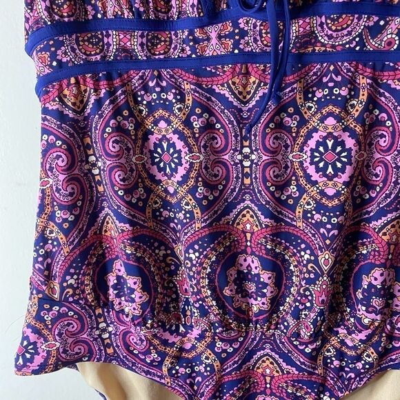 Sea Angel Patterned One Piece Swimsuit Size L - Picture 5 of 9